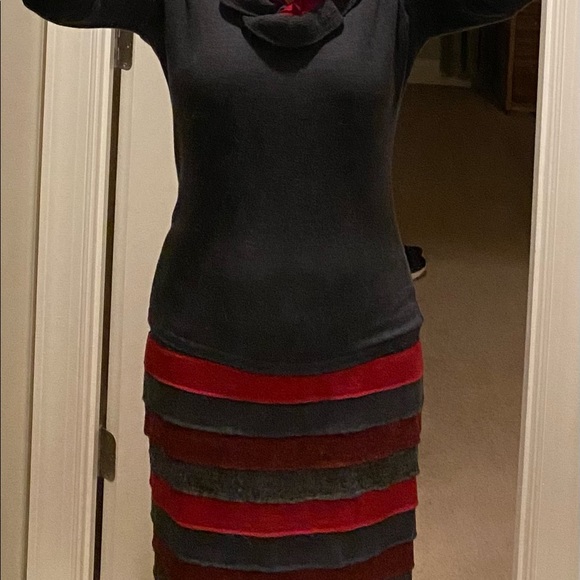 NWOT Stizzoli sweater and skirt set gray and red - Picture 3 of 9